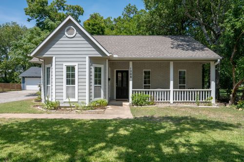 1208 S Church Street, Georgetown, TX, 78626 | Card Image