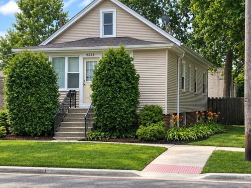 4326 Wesley Ter, Schiller Park, IL, 60176-1928 | Card Image