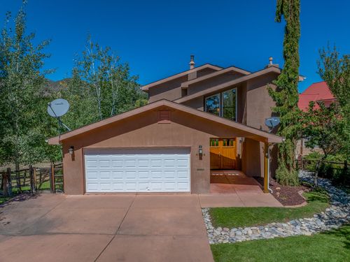 4244 Ridgeway Dr, Los Alamos, NM, 87544-1956 | Card Image