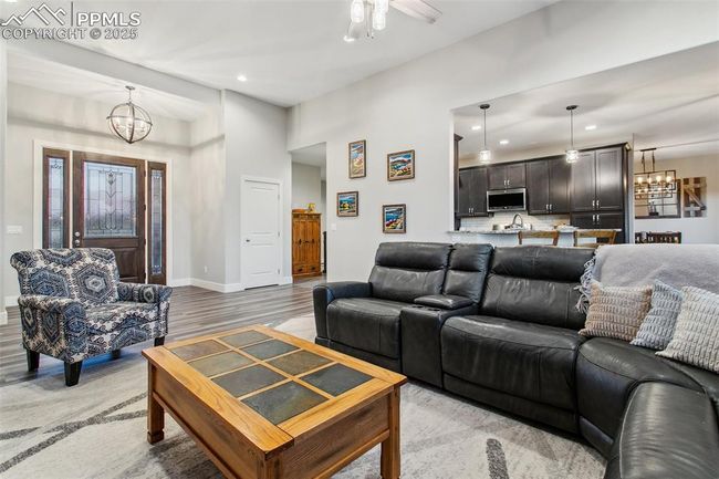 20201 Royal Troon Dr, House other with 3 bedrooms, 3 bathrooms and 3 parking in Monument CO | Image 12