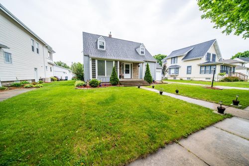 109 2nd St Sw, Blooming Prairie, MN, 55917-1318 | Card Image