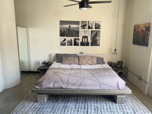 apt-303-1122 Jackson St, Dallas, TX, 75202-5221 | Card Image