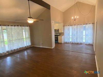 205 Shiloh Drive, House other with 3 bedrooms, 2 bathrooms and null parking in Victoria TX | Image 2