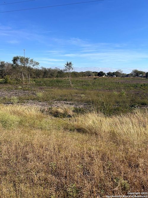 1130 Highway 181 Frontage N, Beeville, TX, 78102 | Card Image