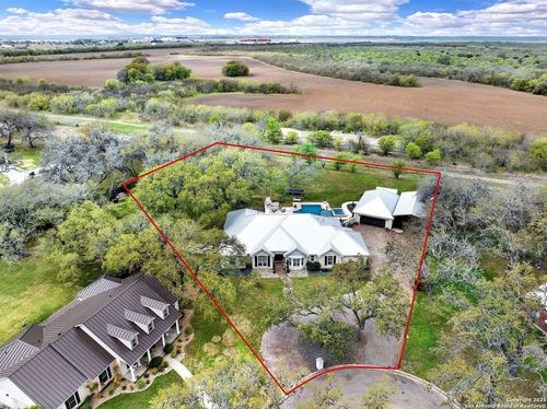 1409 Woodland Ct, Hondo, TX, 78861-1000 | Card Image