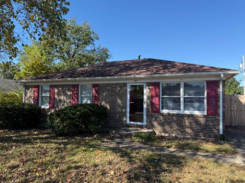 121 Arrowhead Rd, Nicholasville, KY, 40356-8950 | Card Image