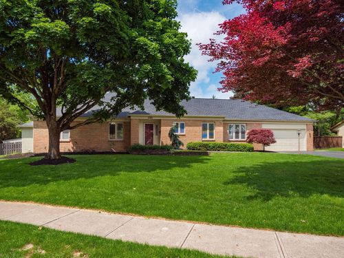 4545 Benderton Ct, Columbus, OH, 43220-3019 | Card Image