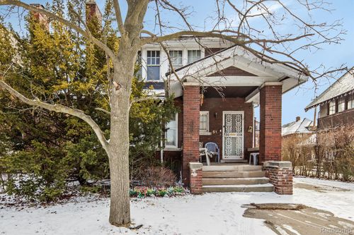 51 Puritan St, Highland Park, MI, 48203-3711 | Card Image