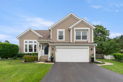 1985 Rochelle Court, Wheeling, IL, 60090 | Card Image