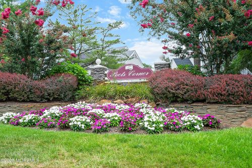 10 Stowe Ct, Freehold, NJ, 07728-4328 | Card Image