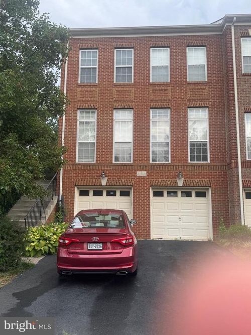 24608 Siltstone Sq, ALDIE, VA, 20105-3001 | Card Image