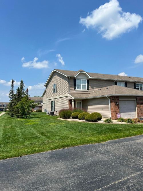 931 Flagstone Dr, Dyer, IN, 46311-2276 | Card Image
