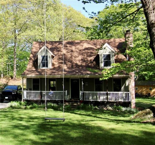 2 Forest Way, Lincoln, RI, 02865-2424 | Card Image