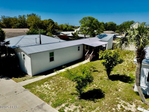 325 Hibiscus Dr, Panama City Beach, FL, 32413-8969 | Card Image
