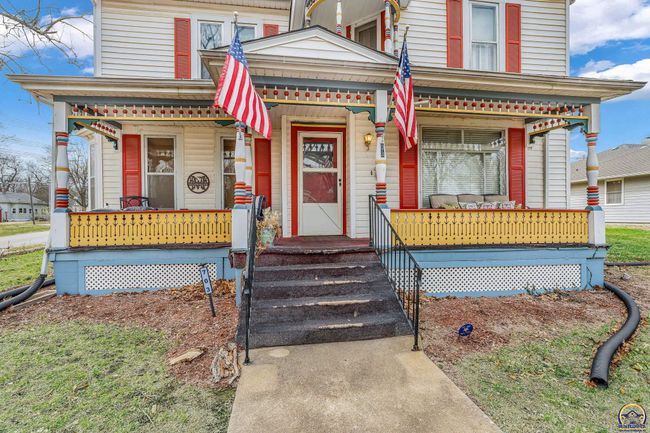 703 New York Ave, House other with 5 bedrooms, 3 bathrooms and null parking in Holton KS | Image 5