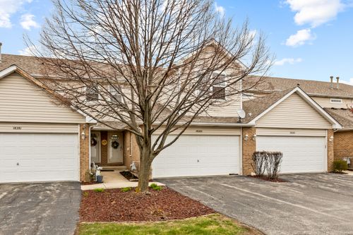 18283 Kirby Dr, Tinley Park, IL, 60487-8410 | Card Image