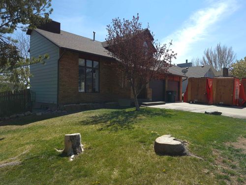 1717 Overland Dr, Rock Springs, WY, 82901-4206 | Card Image