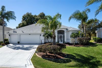 24301 Belle Mede Drive, House other with 2 bedrooms, 2 bathrooms and null parking in Leesburg FL | Image 2