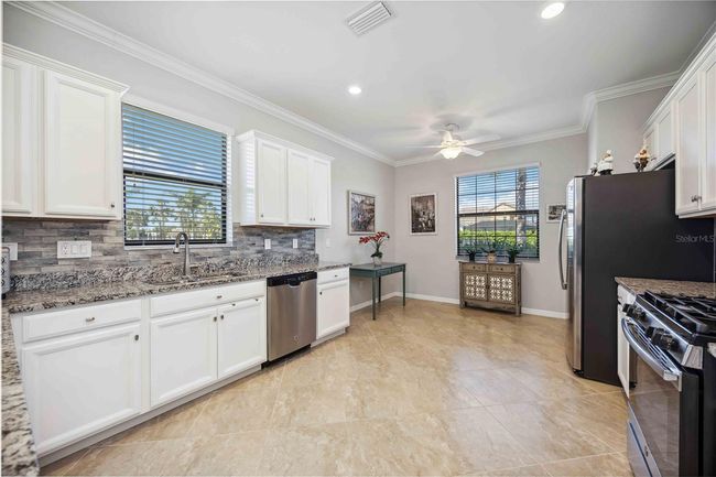 Kitchen | Image 9
