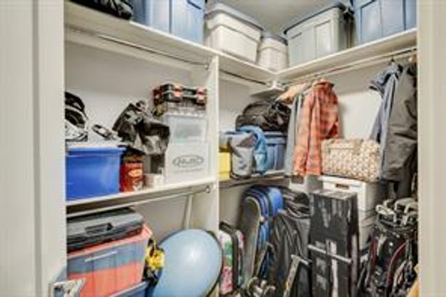 4004 2 St Nw, Home with 4 bedrooms, 3 bathrooms and 2 parking in Calgary AB | Image 41