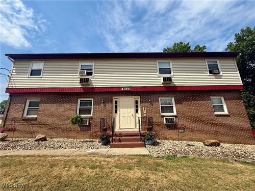 4066 Baymar Dr, Youngstown, OH, 44511-3465 | Card Image