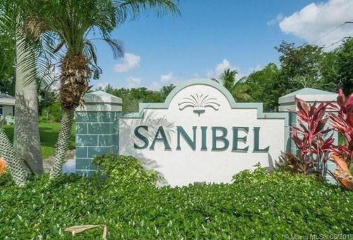 7823 Sanibel Dr, Tamarac, FL, 33321-8872 | Card Image