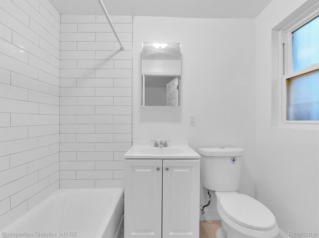 APT-4 - 44 Highland St, Condo with 1 bedrooms, 1 bathrooms and null parking in Highland Park MI | Image 23