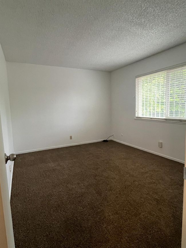 101 - 2576 W Fairmont Ave, Condo with 2 bedrooms, 0 bathrooms and null parking in Fresno CA | Image 23