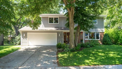 3614 Radcliffe Dr, Northbrook, IL, 60062-4216 | Card Image