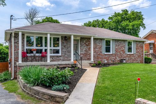 8207 Luree Ln, Hermitage, TN, 37076-2119 | Card Image