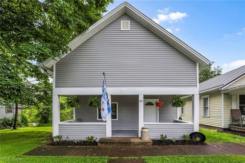 121 Mill Street E, Senecaville, OH, 43780 | Card Image