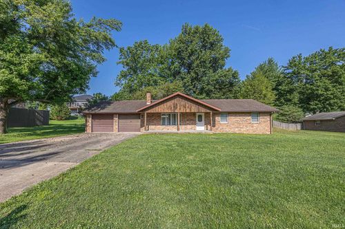 1353 Worrell Dr, Jasper, IN, 47546-9103 | Card Image