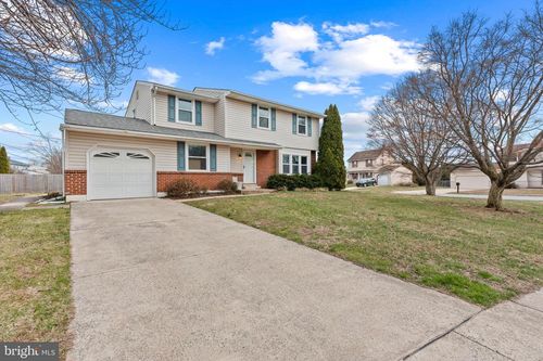 2701 Taney Ln, WILMINGTON, DE, 19810-2336 | Card Image