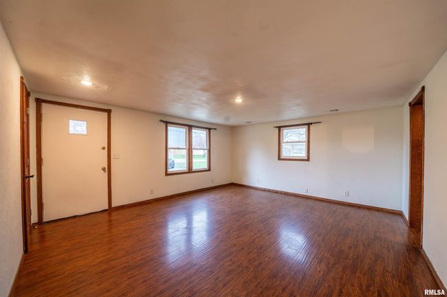 704 S Meadow Ln, House other with 2 bedrooms, 1 bathrooms and null parking in Manito IL | Image 7