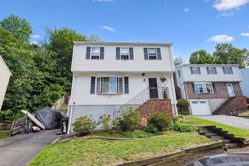 24 Johnson St, Malden, MA, 02148-2971 | Card Image