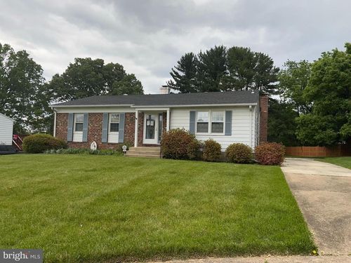 8 Monroe Field Ct, BALTIMORE, MD, 21228-2640 | Card Image
