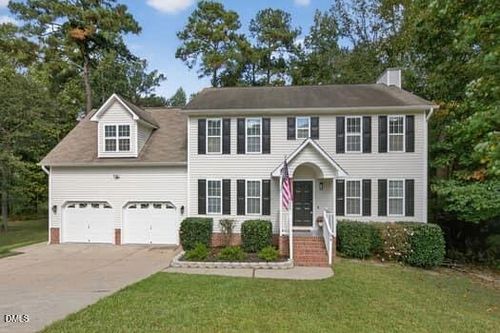 35 Rocky Point Ct, Fuquay-Varina, NC, 27526-4972 | Card Image