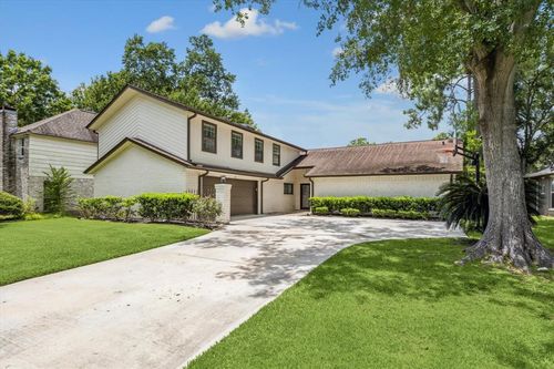 15719 Heatherdale Dr, Houston, TX, 77059-5916 | Card Image