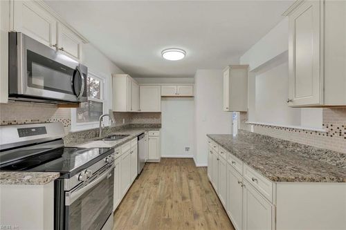 1110 74th St, Newport News, VA, 23605-1912 | Card Image