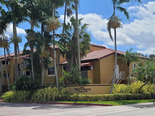 apt-302-15610 Sw 80th St, Miami, FL, 33193-2672 | Card Image