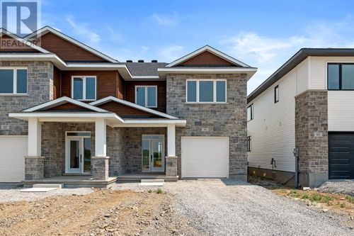 1025 Moore Street, Brockville, ON, K6V7N1 | Card Image