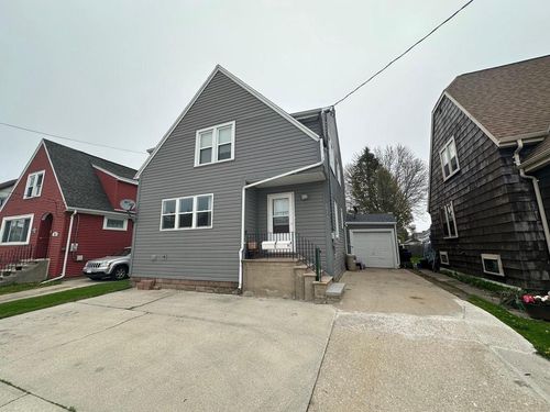 1913 Madison Street, Two Rivers, WI, 54241 | Card Image