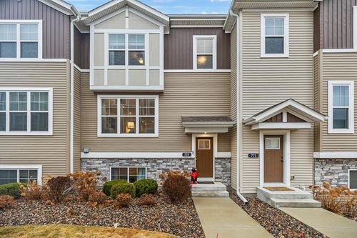 775 Roselyn Dr, Victoria, MN, 55386-2000 | Card Image