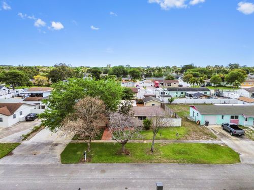 1560 Roy Dr, West Palm Beach, FL, 33415-5545 | Card Image