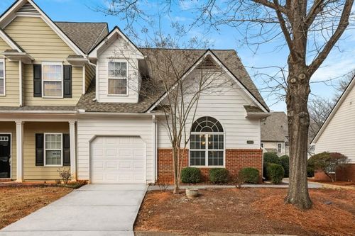 2365 Suwanee Pointe Dr, Lawrenceville, GA, 30043-1327 | Card Image