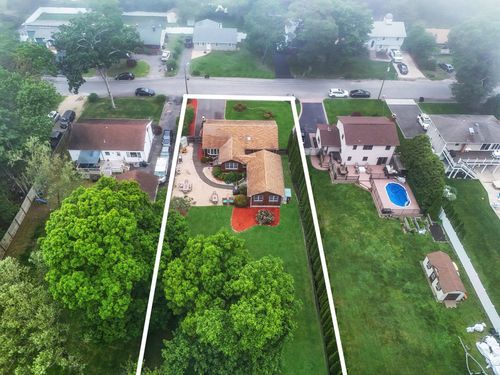 14 Heather Dr, Center Moriches, NY, 11934-3104 | Card Image