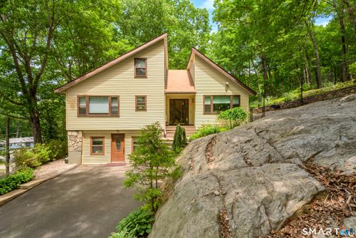 208 Rainbow Trl, Vernon, CT, 06066-5921 | Card Image
