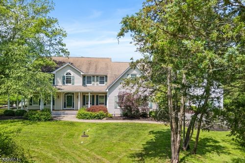 21 Partridge Rd, Flemington, NJ, 08822-7118 | Card Image