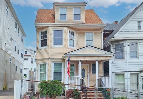 175 Delavan Ave, Newark, NJ, 07104-3032 | Card Image