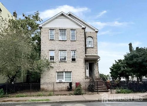 330-328-330 Hawthorne Ave, Newark, NJ, 07112-2495 | Card Image